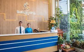 Blue Sky Hotel & Suites Отзывы